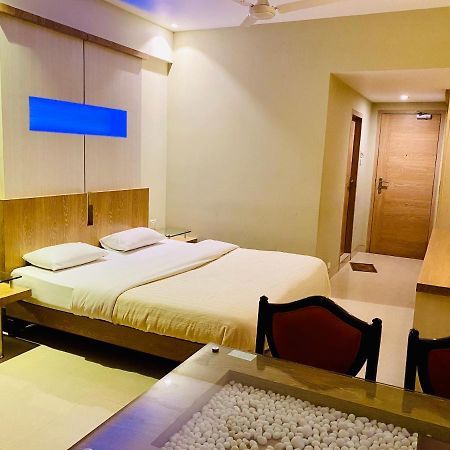 Hotel Rama Krishna Lonavala Εξωτερικό φωτογραφία